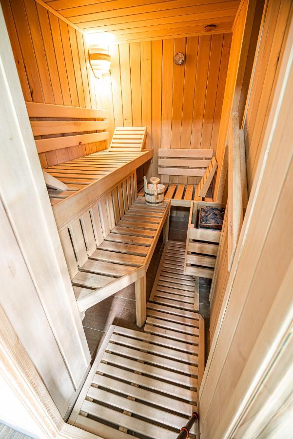 Holiday Home With Hot Tub And Sauna Sabina Rovte Luaran gambar