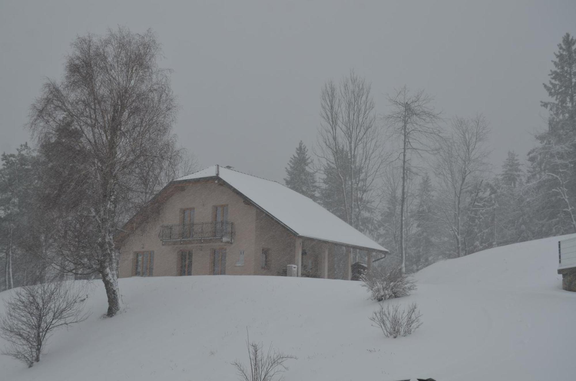 Holiday Home With Hot Tub And Sauna Sabina Rovte Luaran gambar